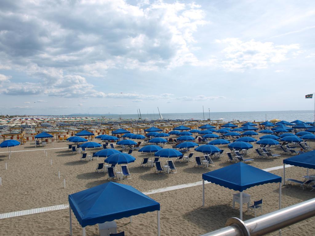Il Pontile Holidays Apartment Marina di Pietrasanta Pokoj fotografie
