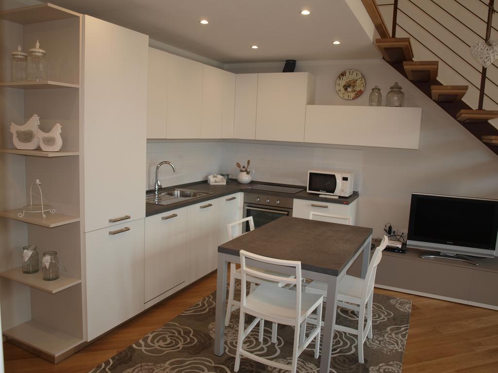 Il Pontile Holidays Apartment Marina di Pietrasanta Pokoj fotografie